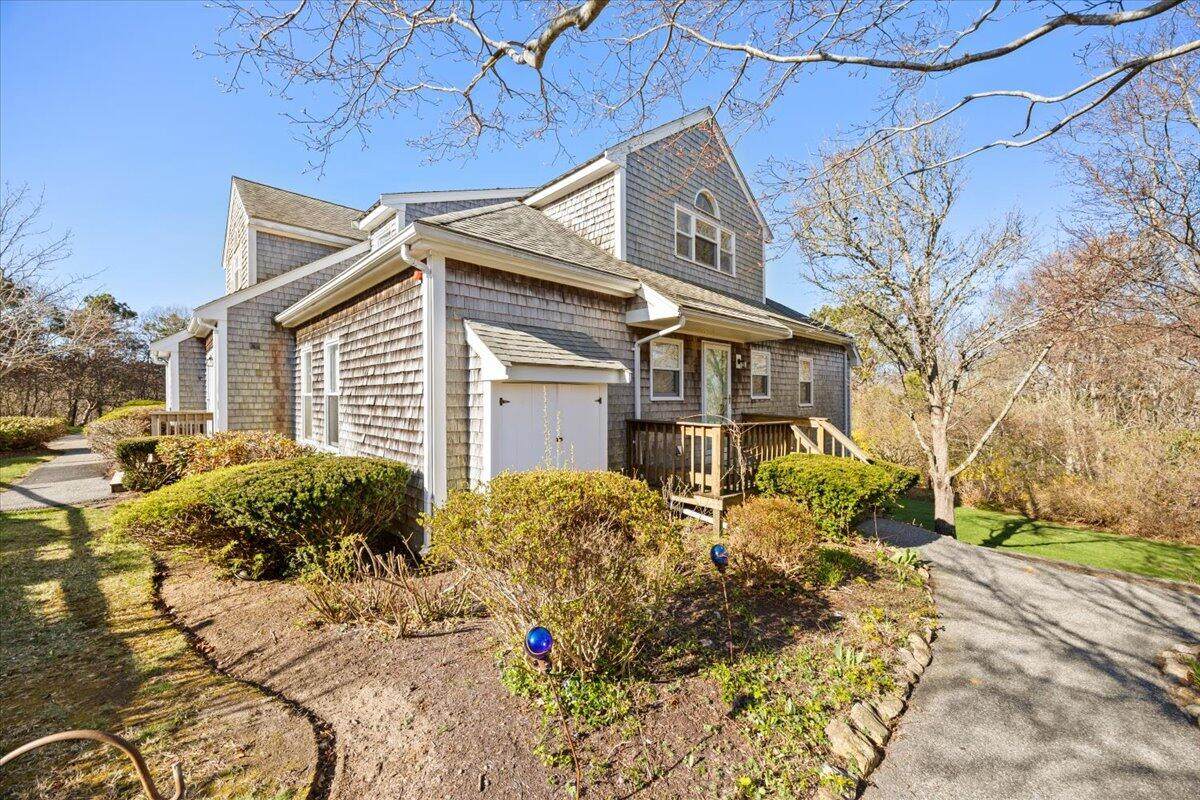 https://bt-photos.global.ssl.fastly.net/capecod/orig_boomver_1_22601772-2.jpg