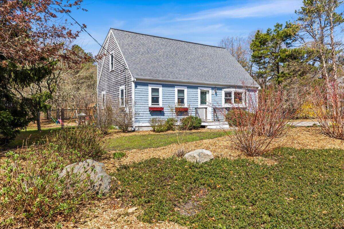 57 Debbies Lane - Photo 1