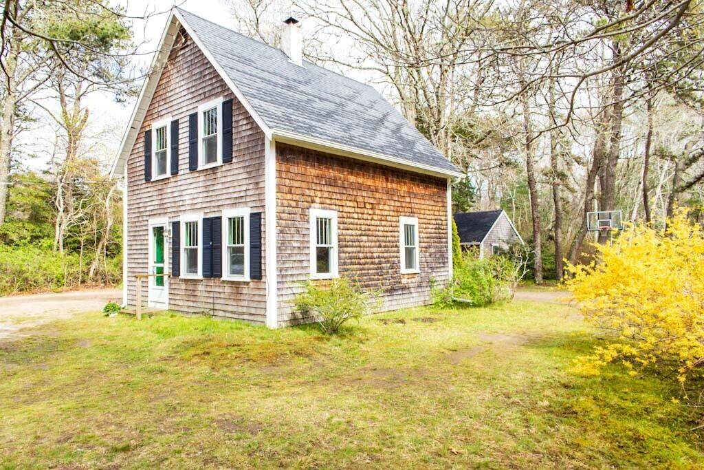 https://bt-photos.global.ssl.fastly.net/capecod/orig_boomver_1_22601923-2.jpg