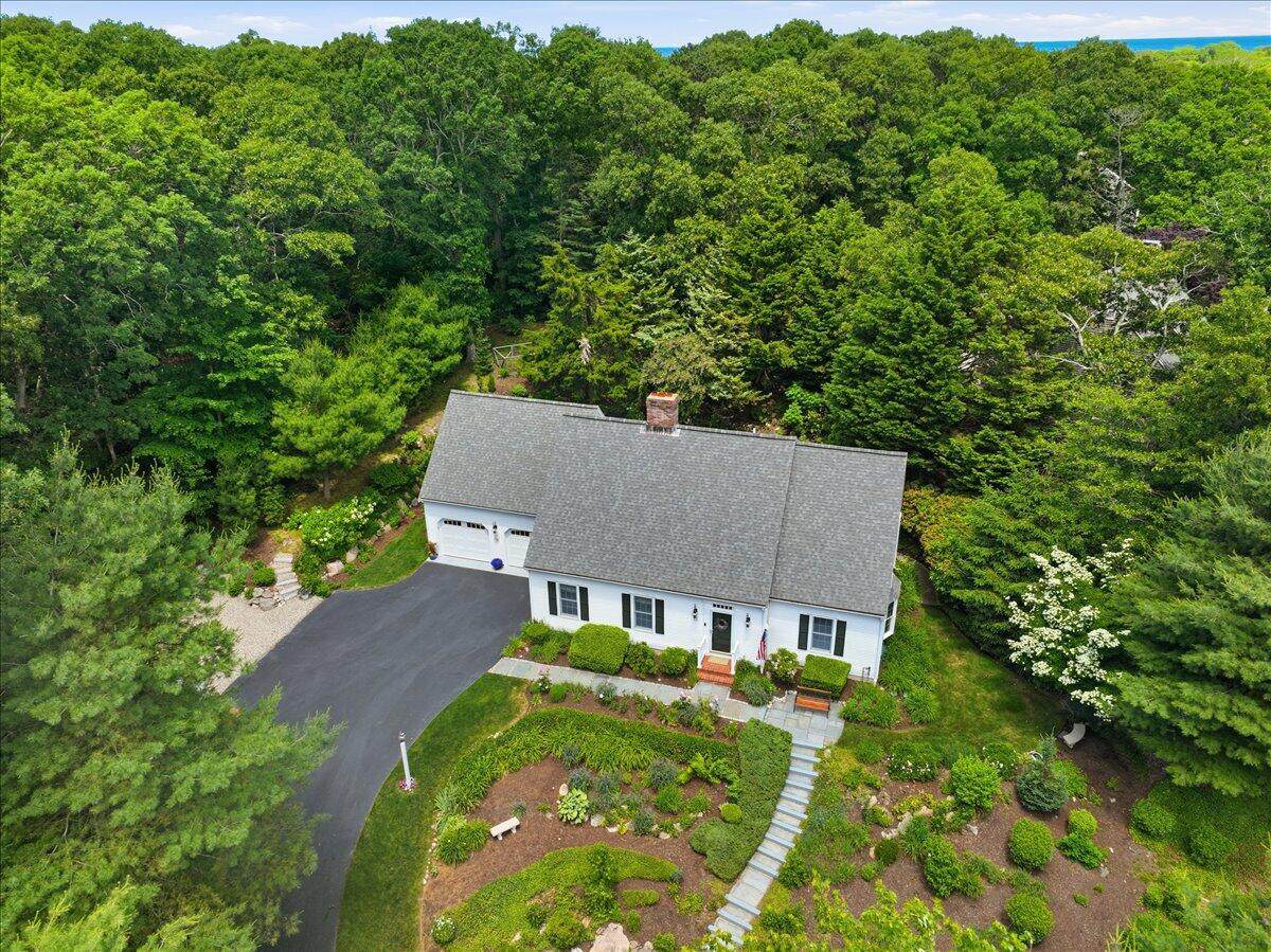 https://bt-photos.global.ssl.fastly.net/capecod/orig_boomver_1_22603053-2.jpg