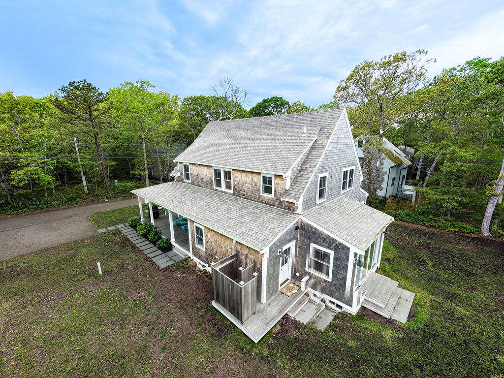 https://bt-photos.global.ssl.fastly.net/capecod/orig_boomver_1_22603069-2.jpg