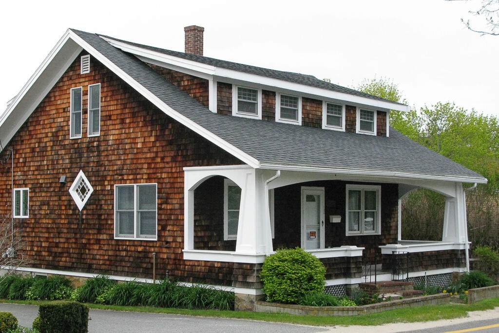 196 Bradford Street - Photo 1