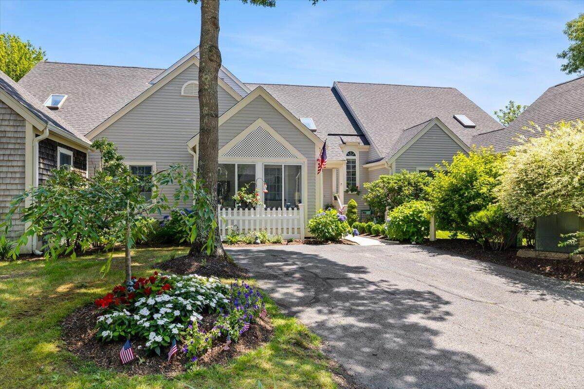 https://bt-photos.global.ssl.fastly.net/capecod/orig_boomver_1_22603532-2.jpg
