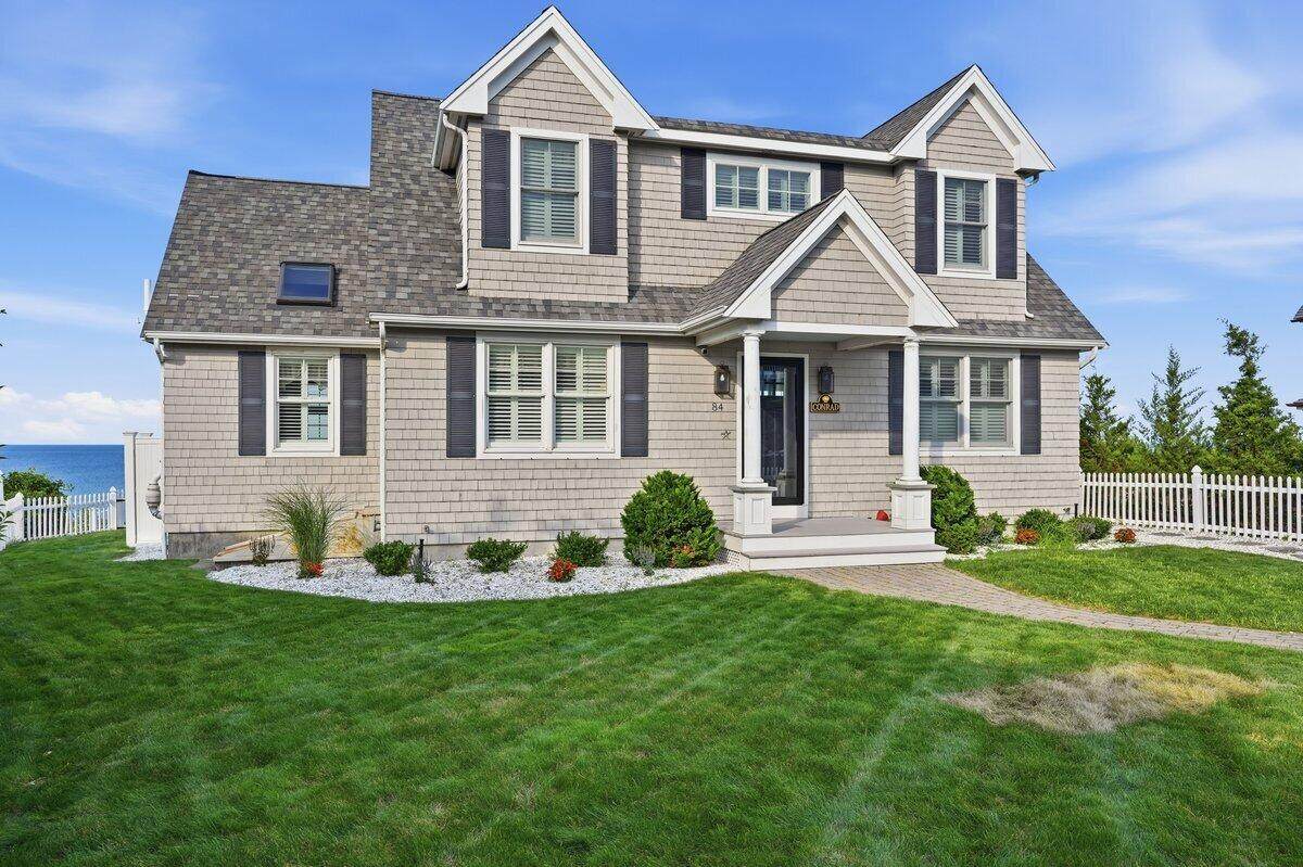 https://bt-photos.global.ssl.fastly.net/capecod/orig_boomver_1_22603790-2.jpg