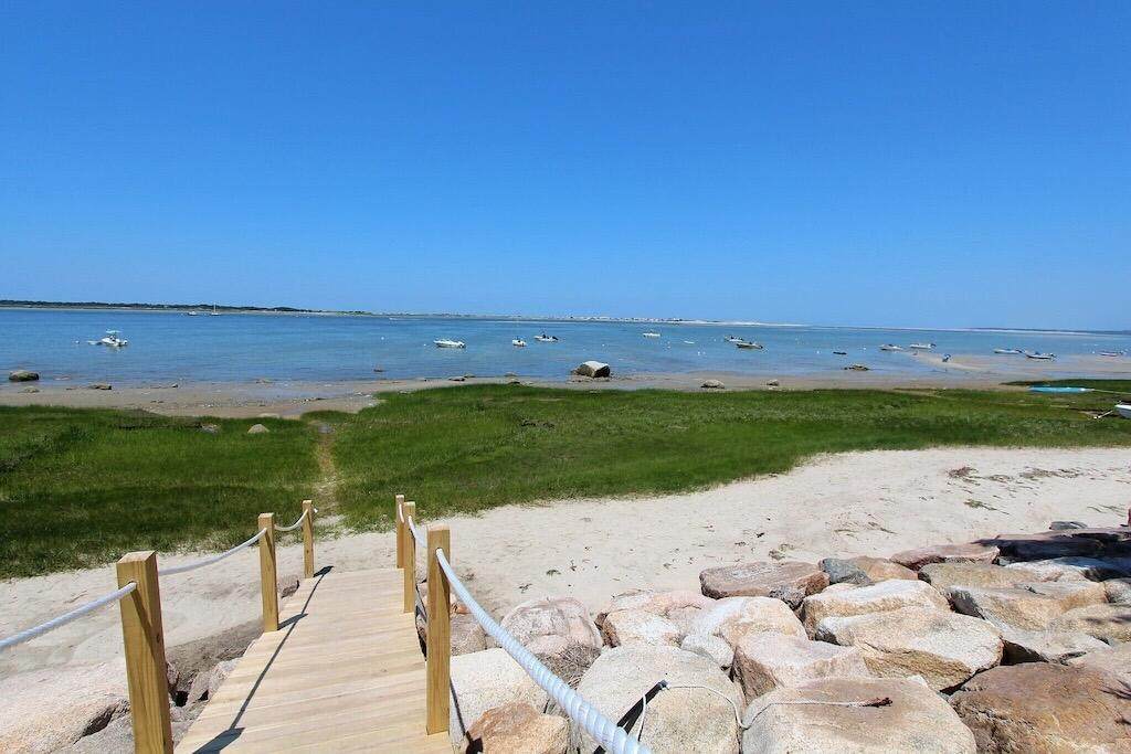 https://bt-photos.global.ssl.fastly.net/capecod/orig_boomver_1_22603990-2.jpg