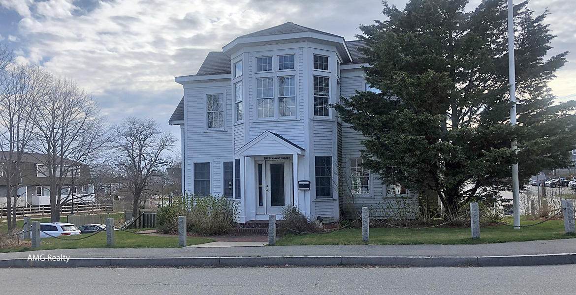 105 Pleasant Street - Photo 1