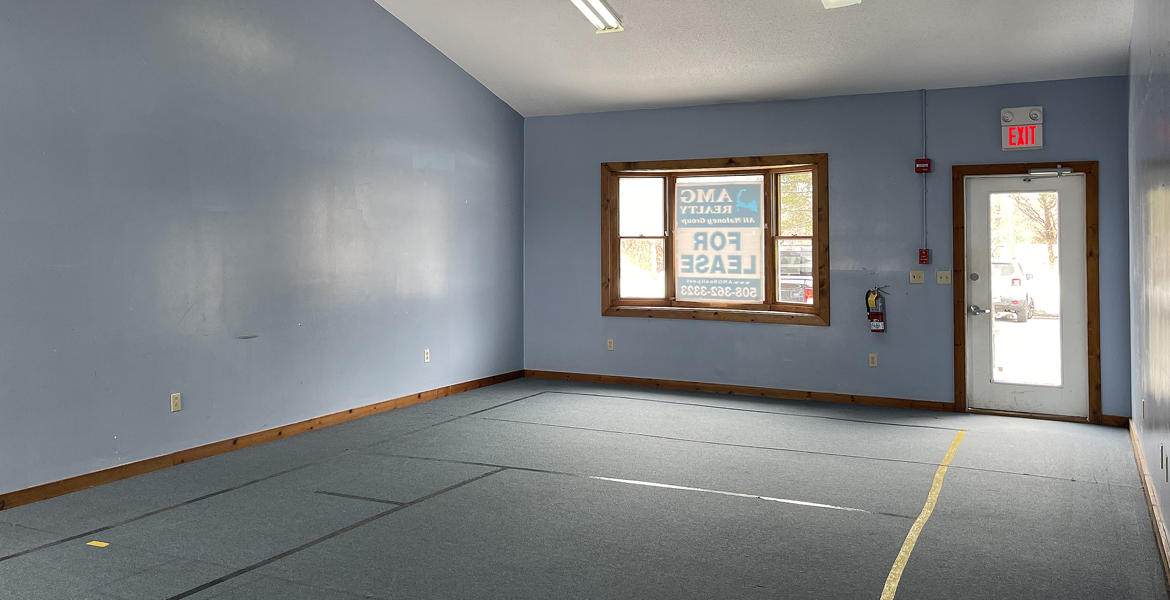 6 Merchants Road - Photo 1