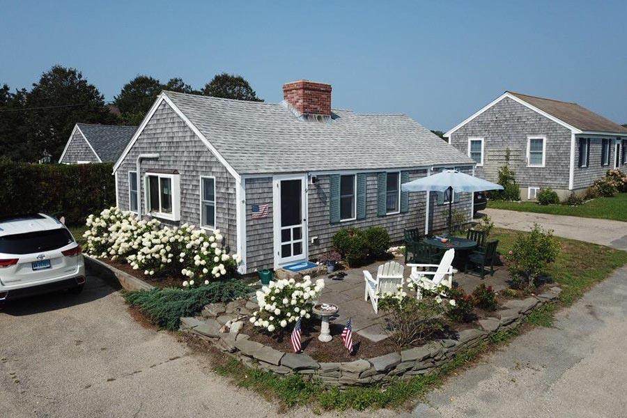 9 Scallop Terrace - Photo 1