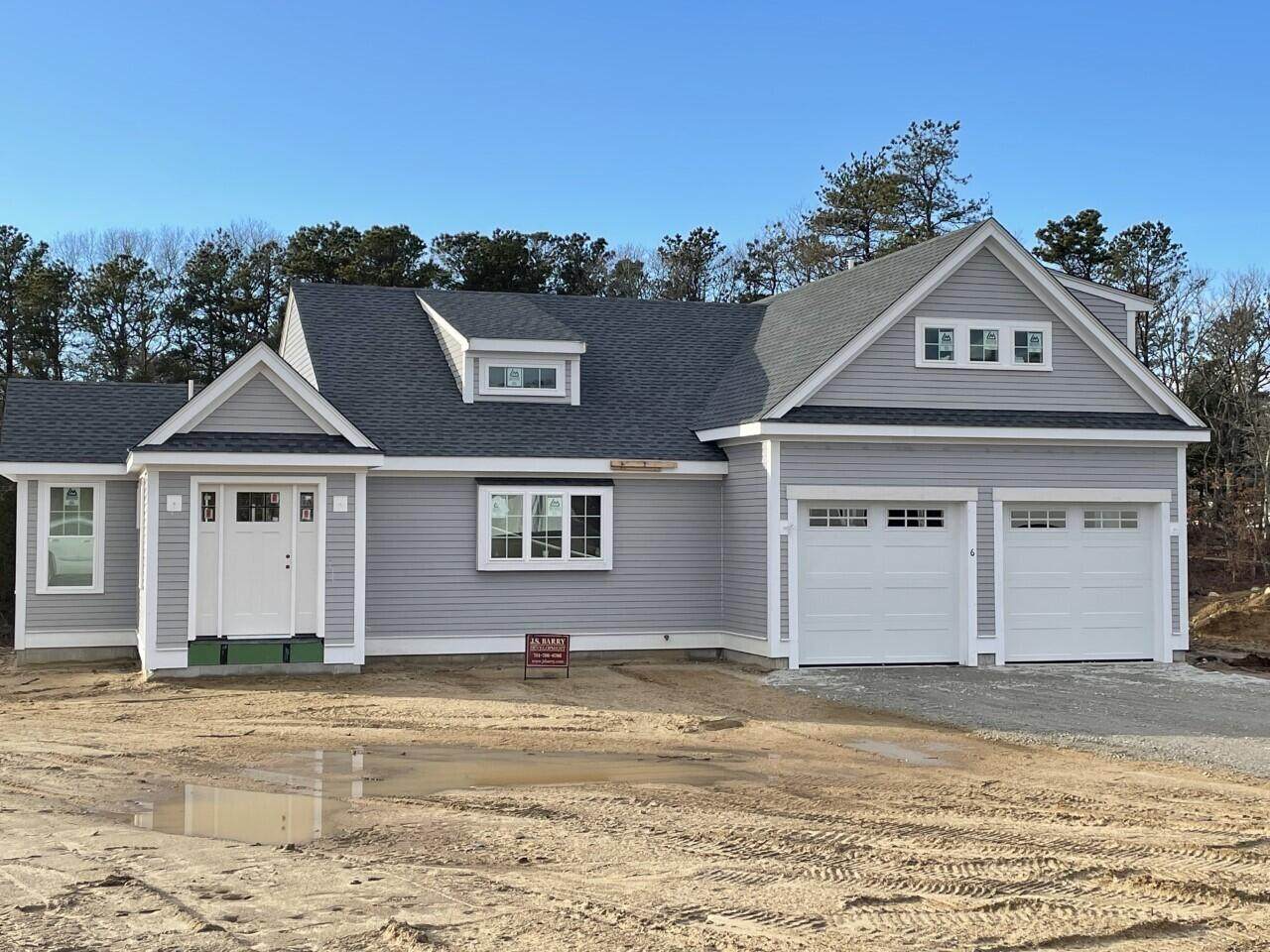 6 Maxwell Lane - Photo 1