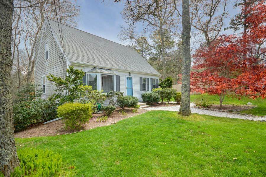 1 Vermeer Court - Photo 1