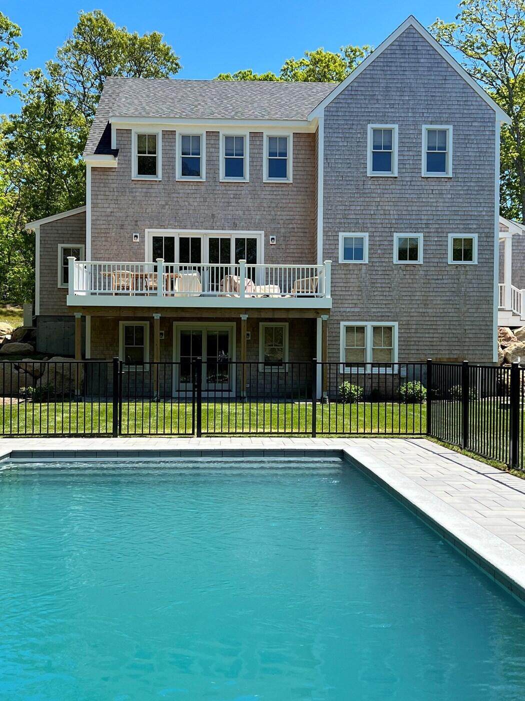 1526 Hyannis Road - Photo 1
