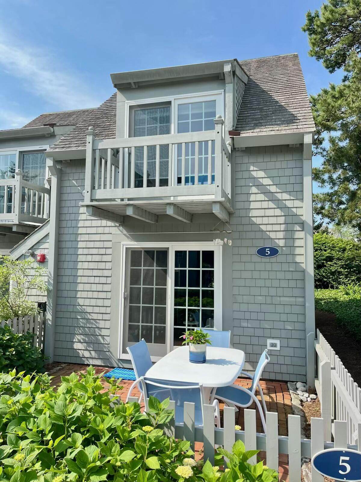 5 Hydrangea Lane - Photo 1