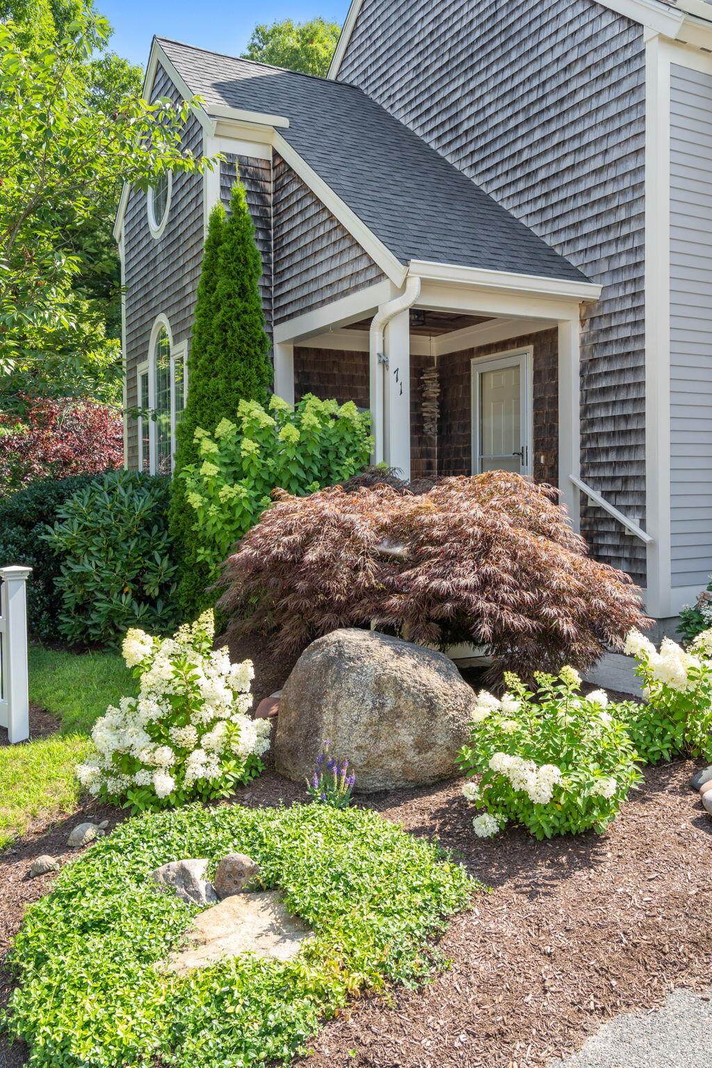 https://bt-photos.global.ssl.fastly.net/capecod/1280_boomver_2_22503700-2.jpg