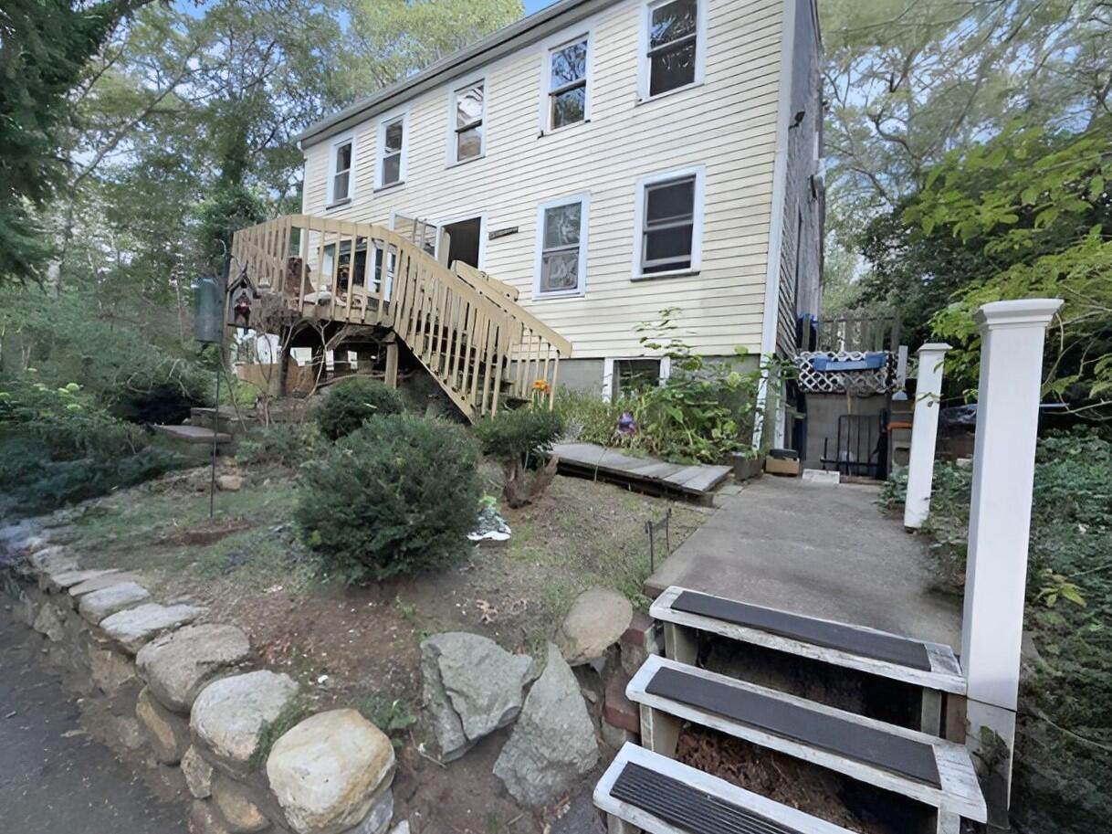 16 Long Pond Drive - Photo 1