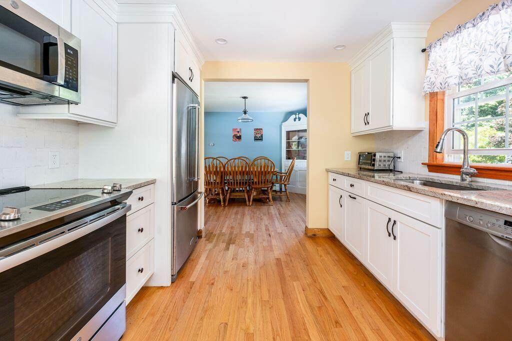 https://bt-photos.global.ssl.fastly.net/capecod/orig_boomver_2_22602937-2.jpg