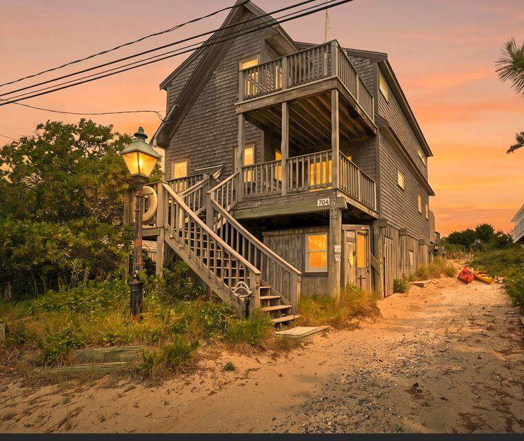 https://bt-photos.global.ssl.fastly.net/capecod/1280_boomver_2_22603083-2.jpg