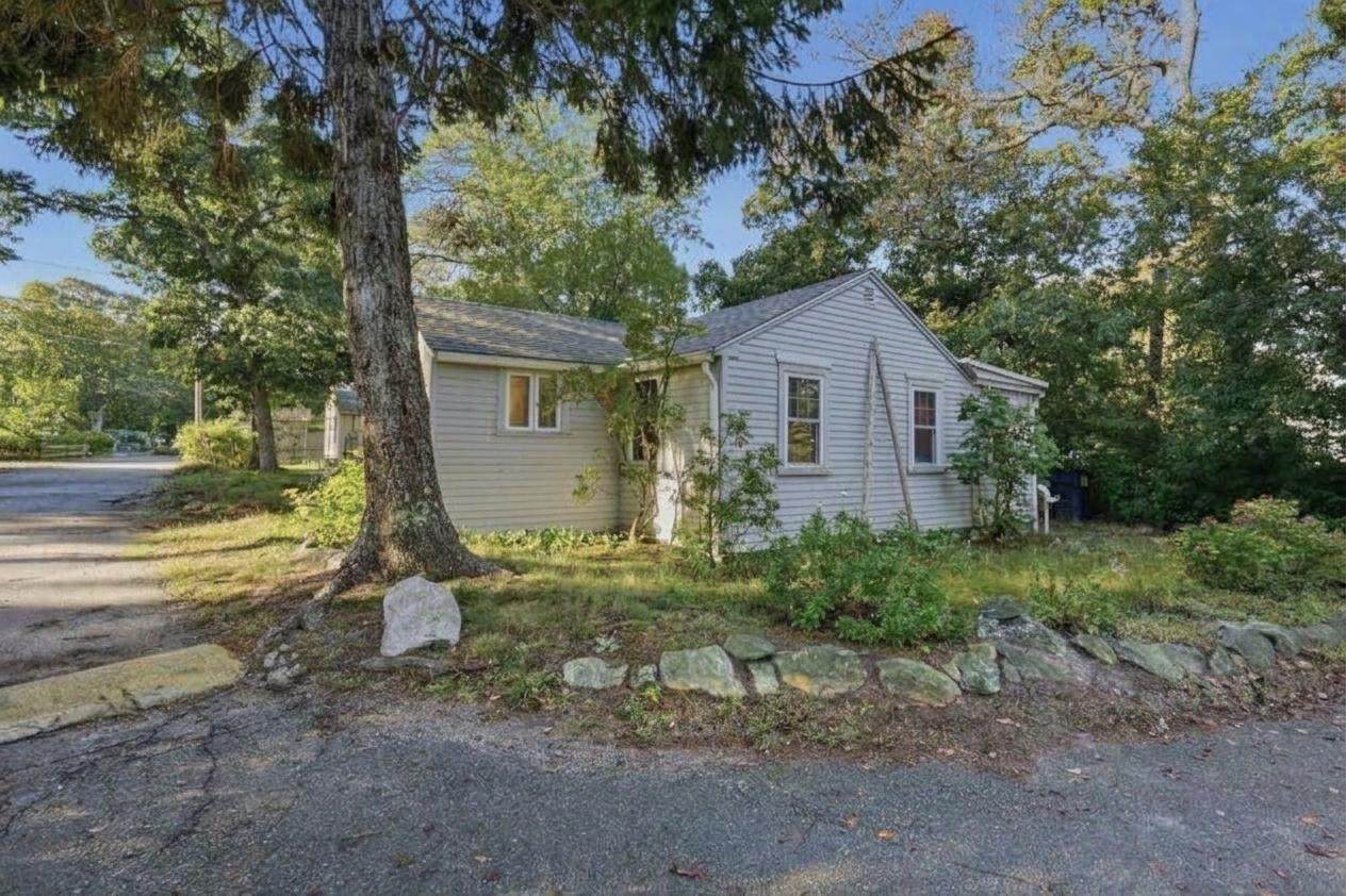 262 Old Wharf Road - Photo 1