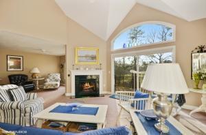 28 Turnberry Road - Photo 1