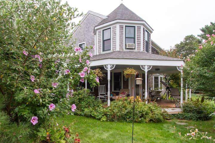 80 Pond Street - Photo 1
