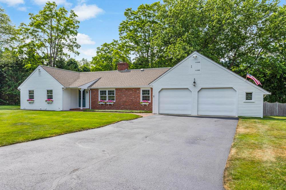 17 Boulder Brook Road - Photo 1