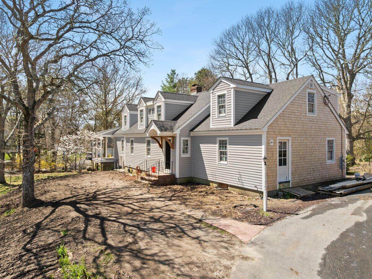 https://bt-photos.global.ssl.fastly.net/capecod/orig_boomver_3_22504840-2.jpg