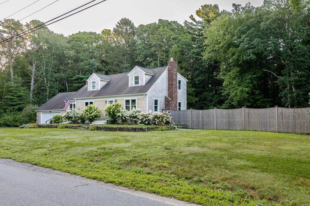 https://bt-photos.global.ssl.fastly.net/capecod/orig_boomver_3_22600942-2.jpg