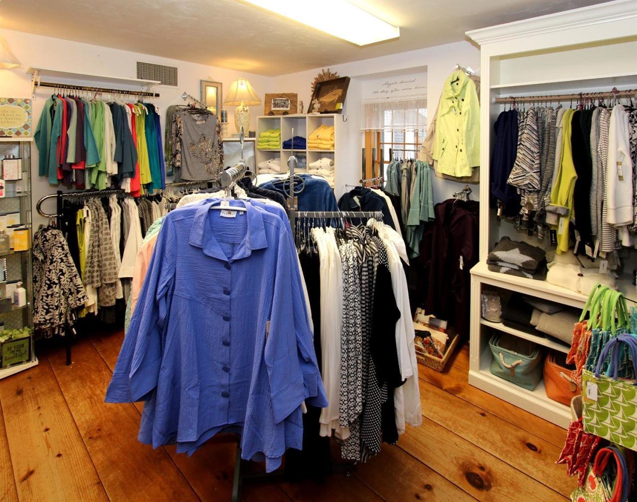 574 Route 6A - Photo 1