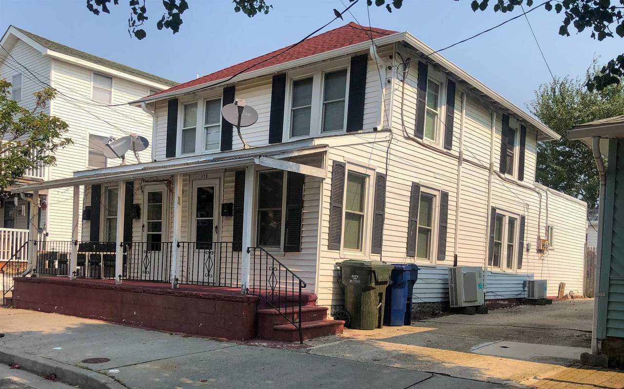 123 Montgomery - Photo 1