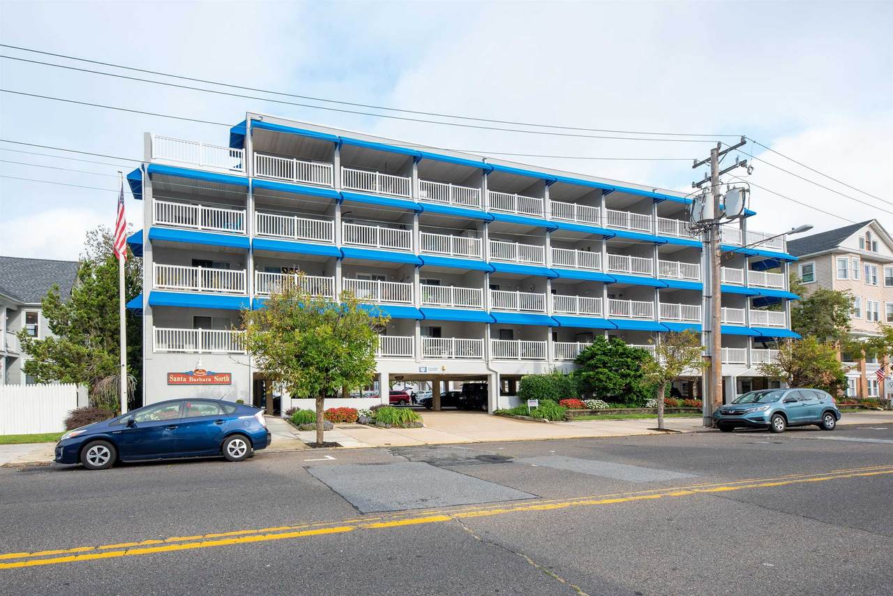 938 Wesley - Photo 1