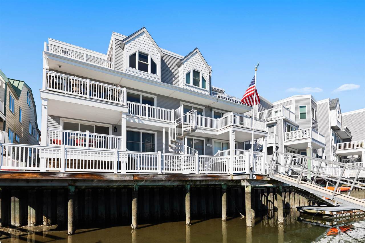 1534 Yacht - Photo 1