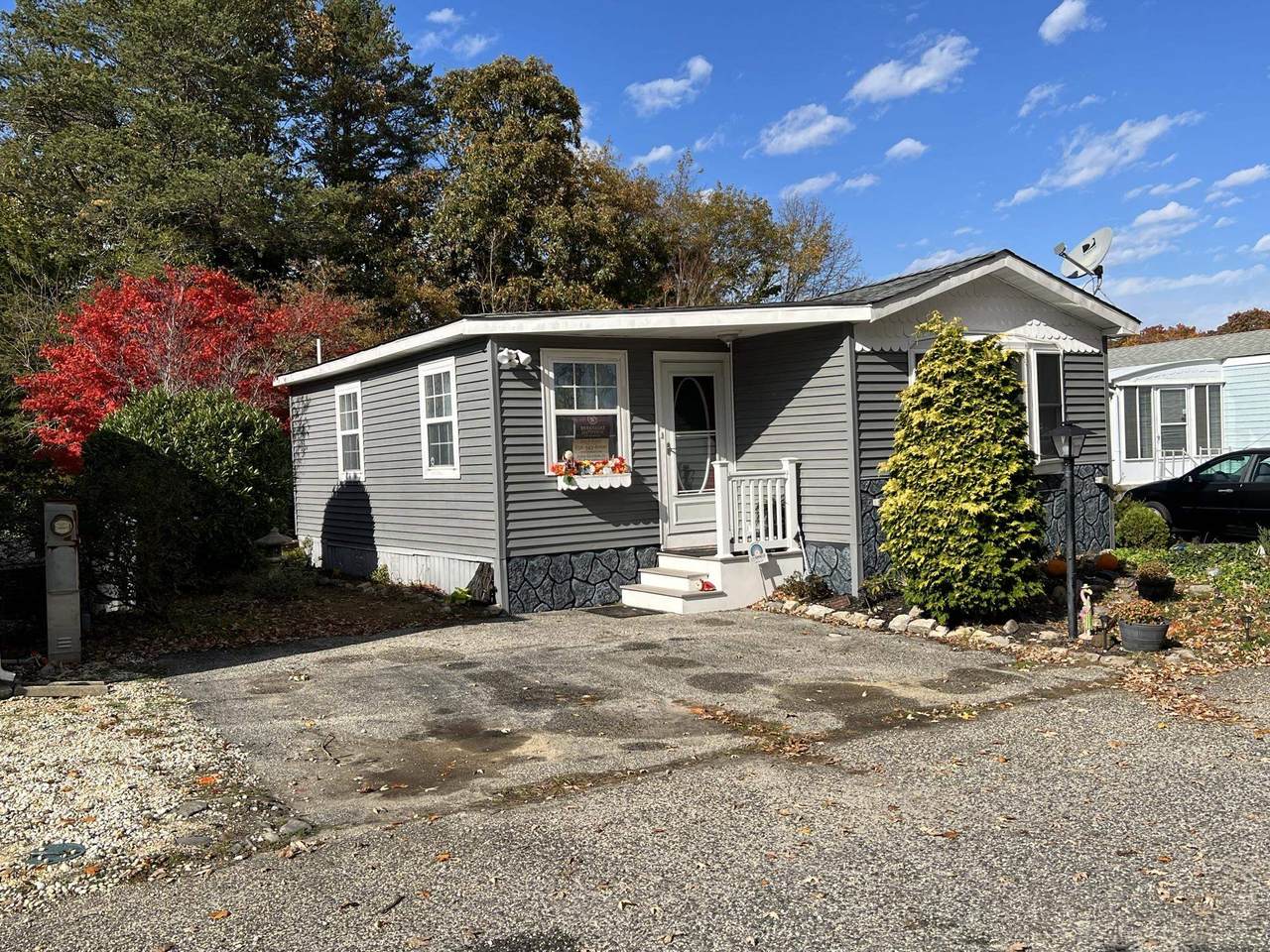 1402 Route 9 - Photo 1