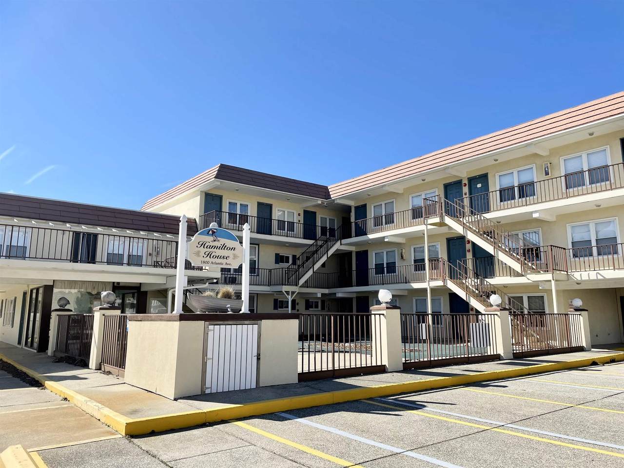 1800 Atlantic - Photo 1