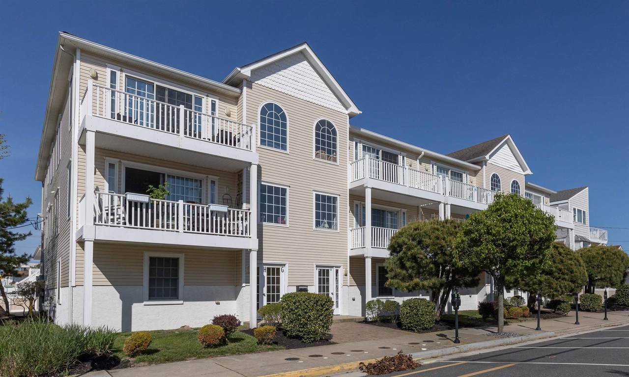 301 Leaming - Photo 1