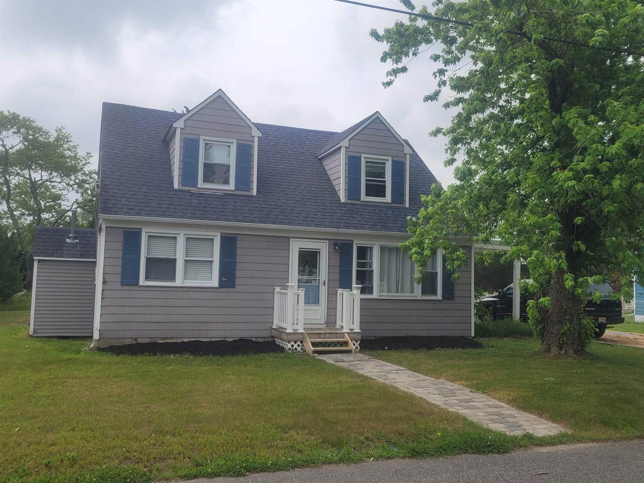 33 Stanhope - Photo 1