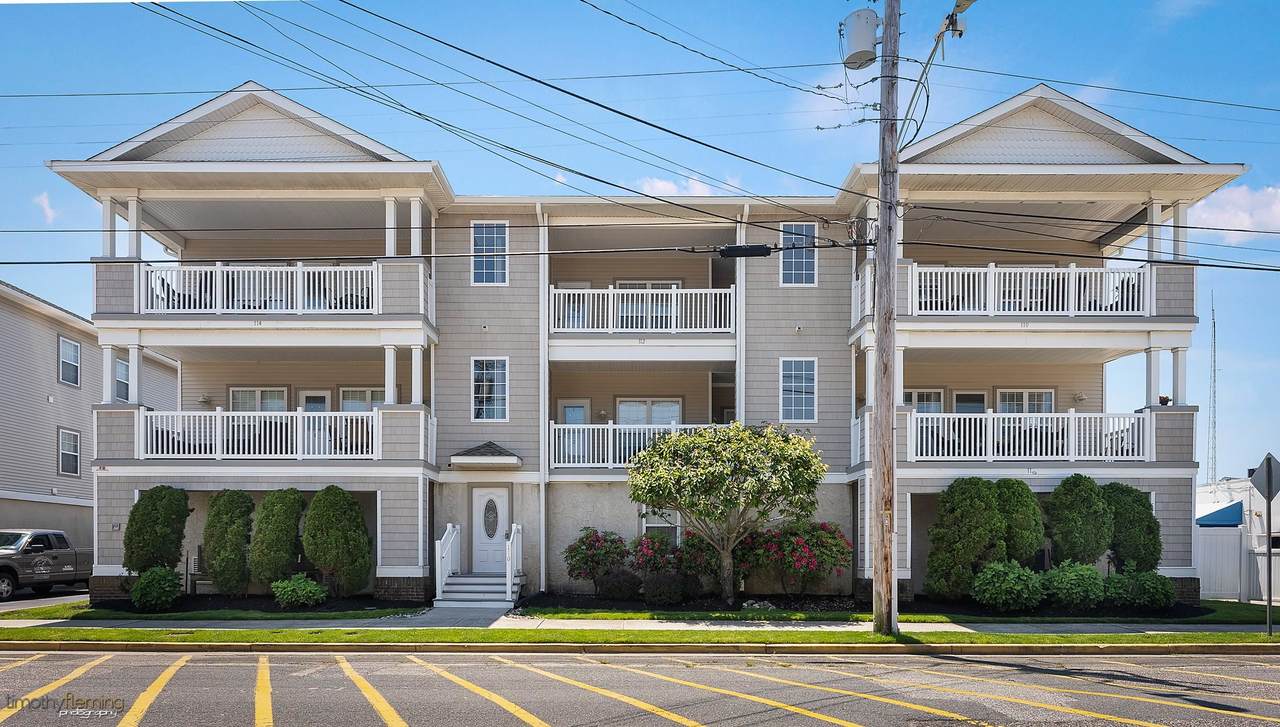110 Pine - Photo 1