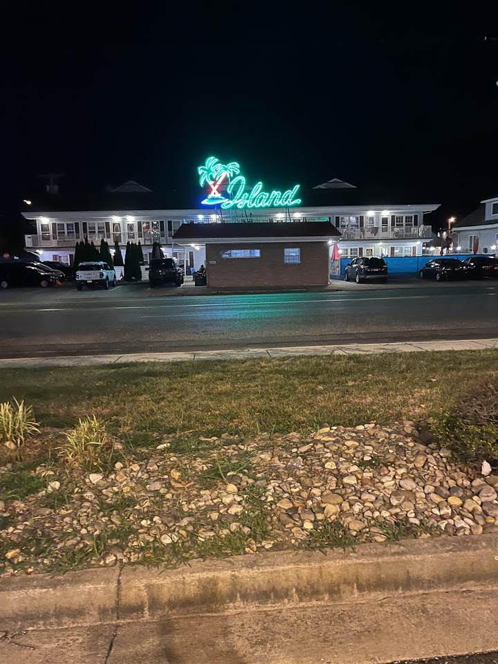 5001 Park Boulevard - Photo 1