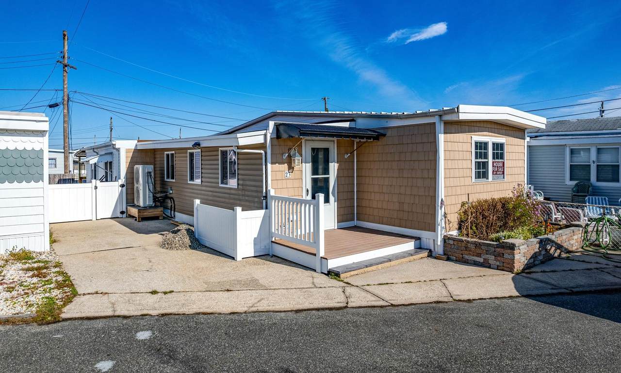 23 Bennett Avenue - Photo 1