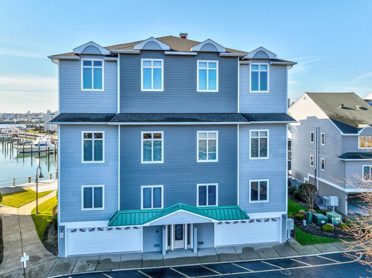 902 Ocean Drive - Photo 1