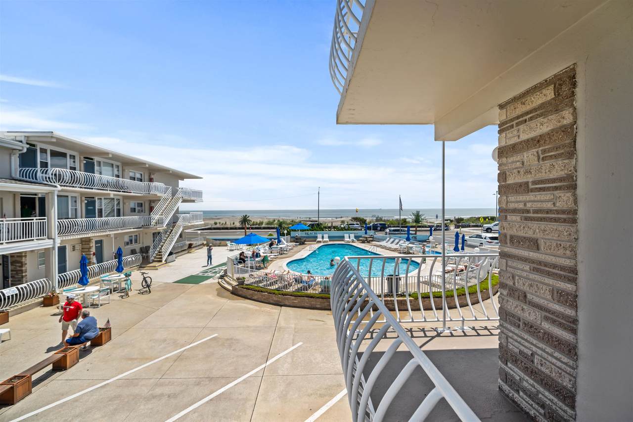 1200 Kennedy Drive - Photo 1