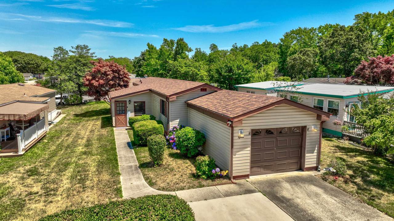 15 Davis Place - Photo 1