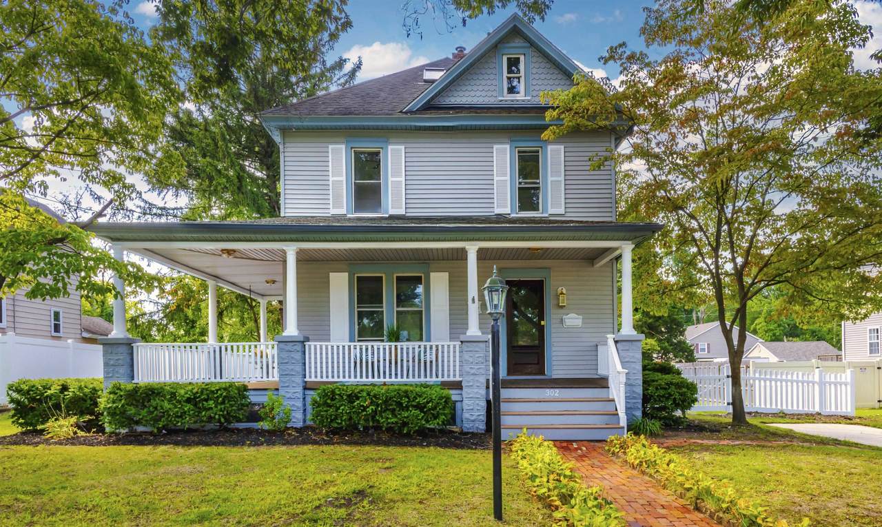 302 Cherry Street - Photo 1