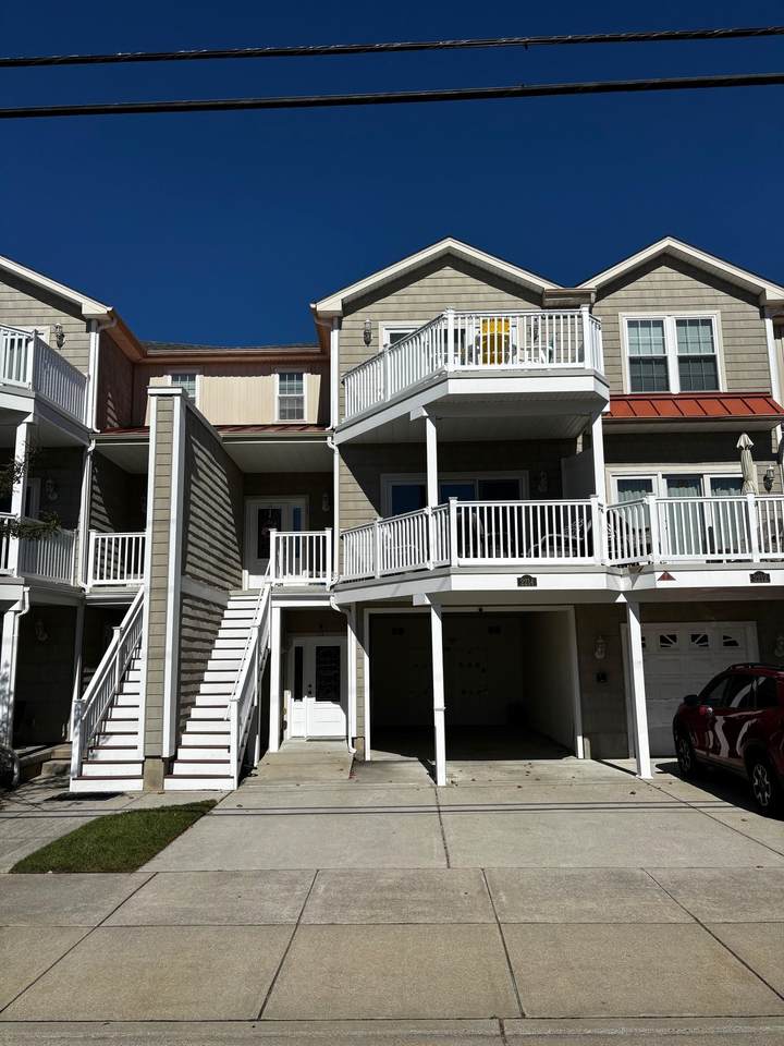2214 Surf Avenue - Photo 1