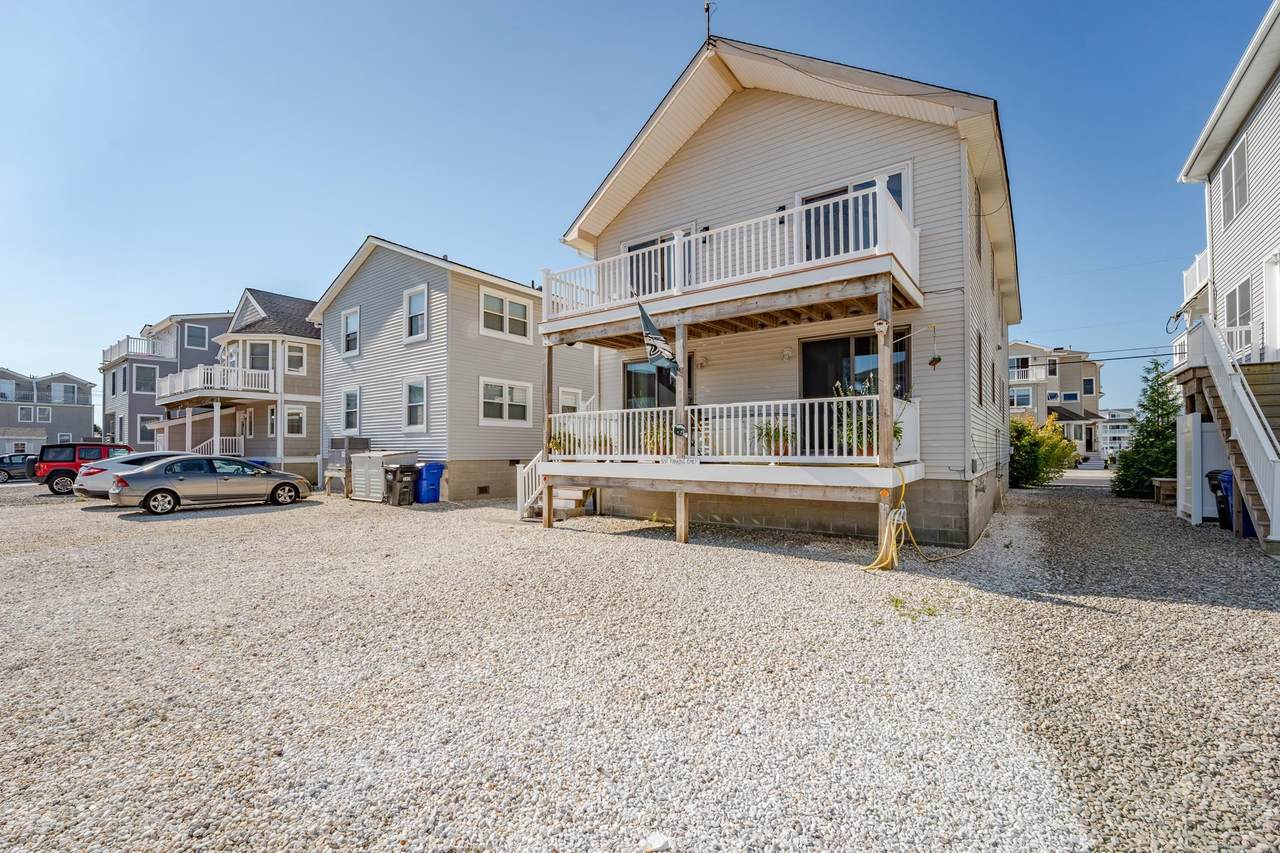551 22nd Street - Photo 1