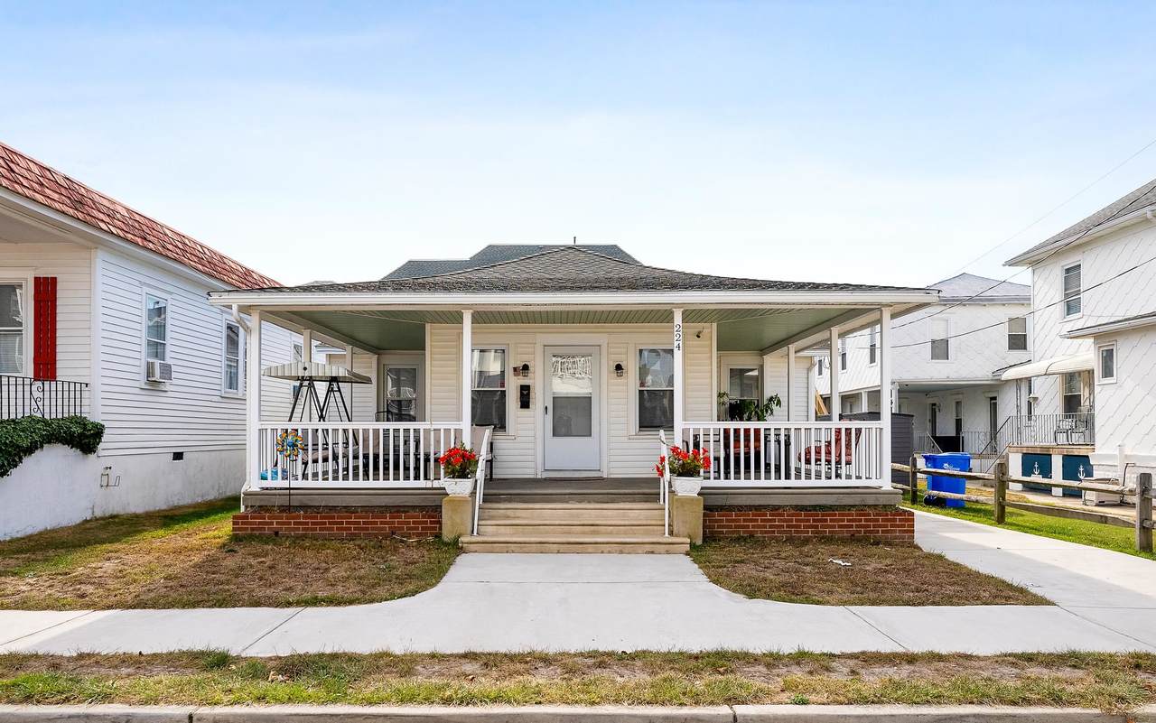 224 Leaming Avenue - Photo 1
