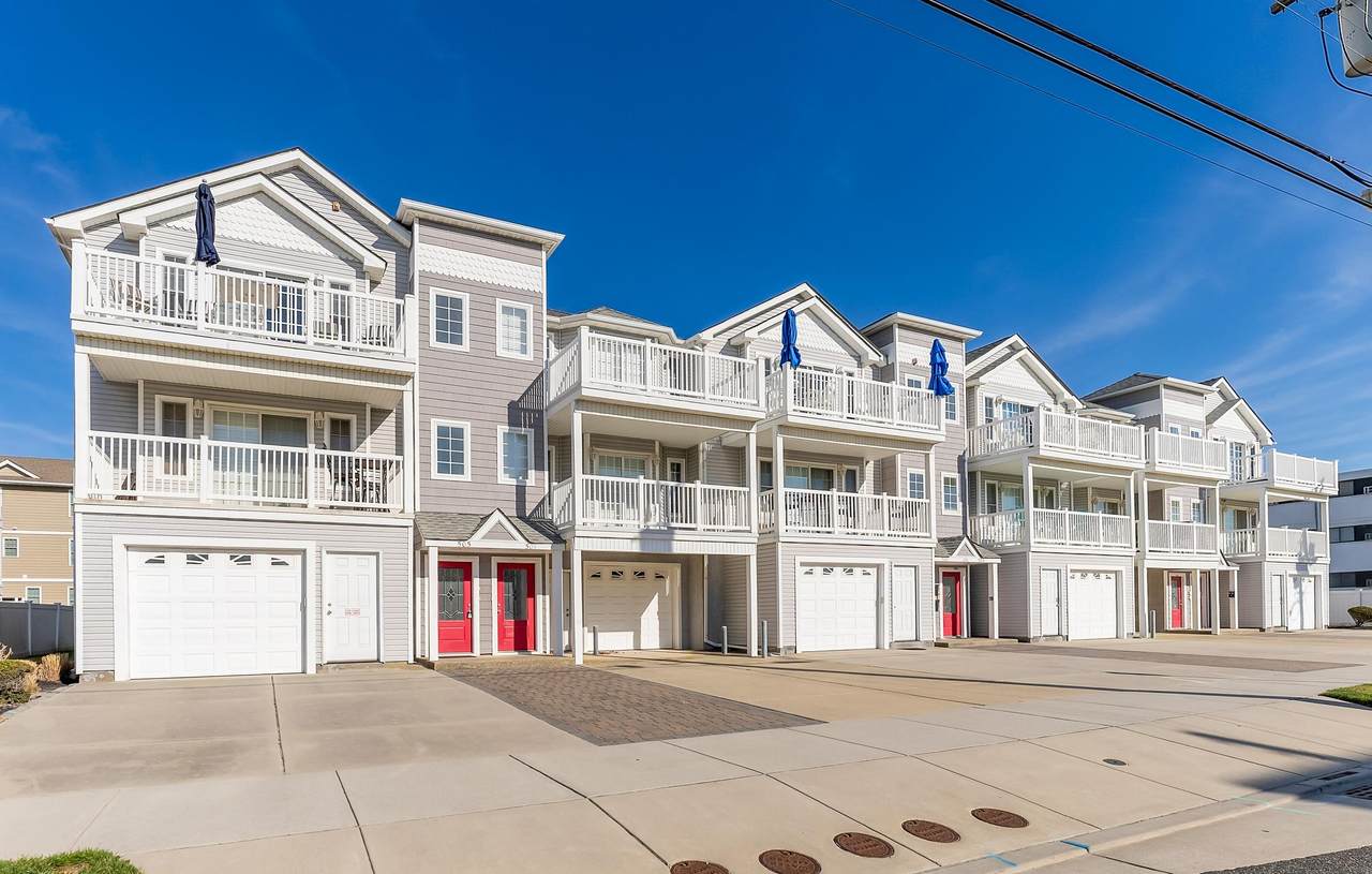 505 15th Avenue - Photo 1