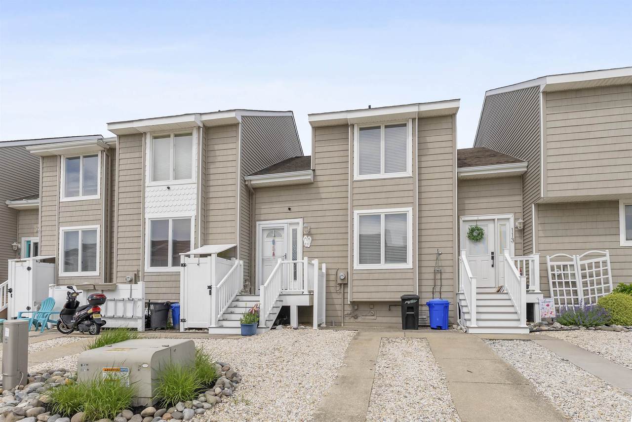 111 Austin Avenue - Photo 1