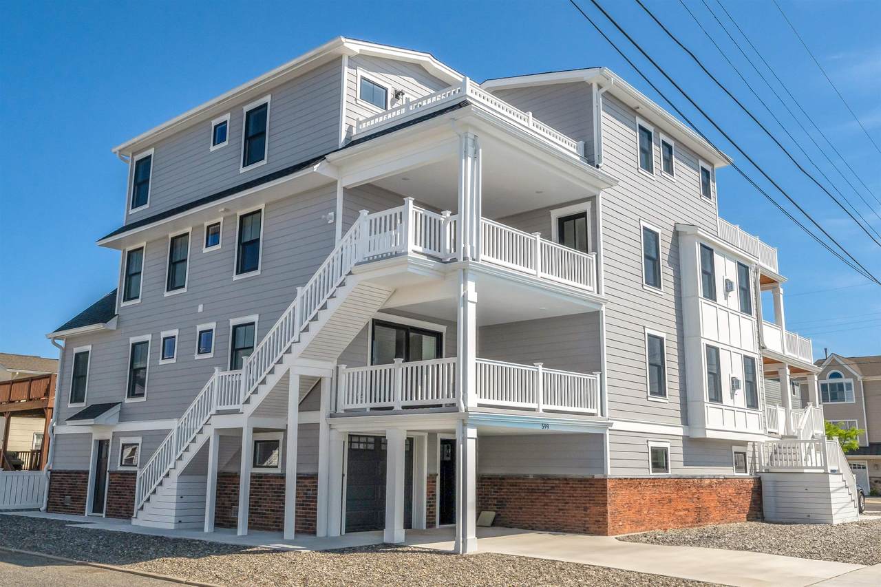 599 22nd Street - Photo 1