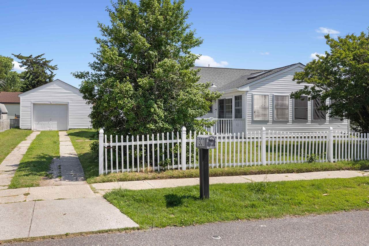 1301 Holmes Ave - Photo 1