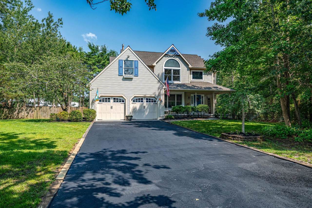 19 Chadwyn Drive - Photo 1