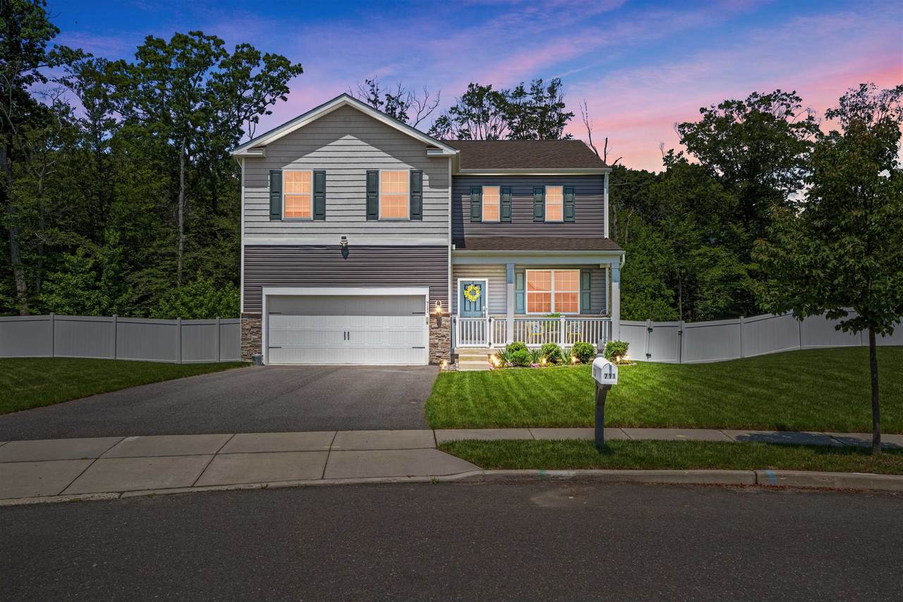 711 Beechwood Drive - Photo 1